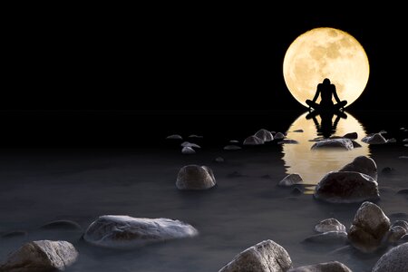 Rock reflection horizon