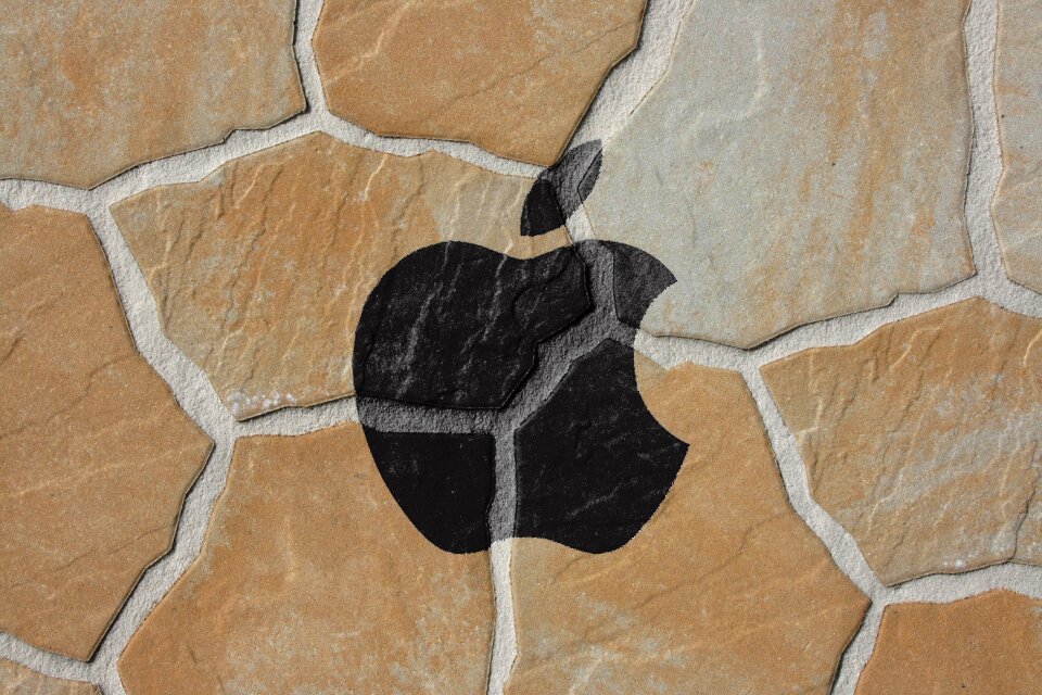 Laptop firm logo