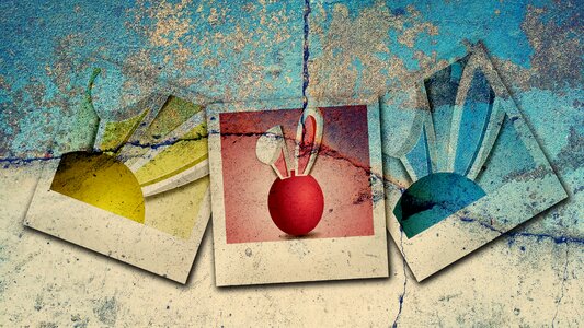 Wall rabbit ears easter egg