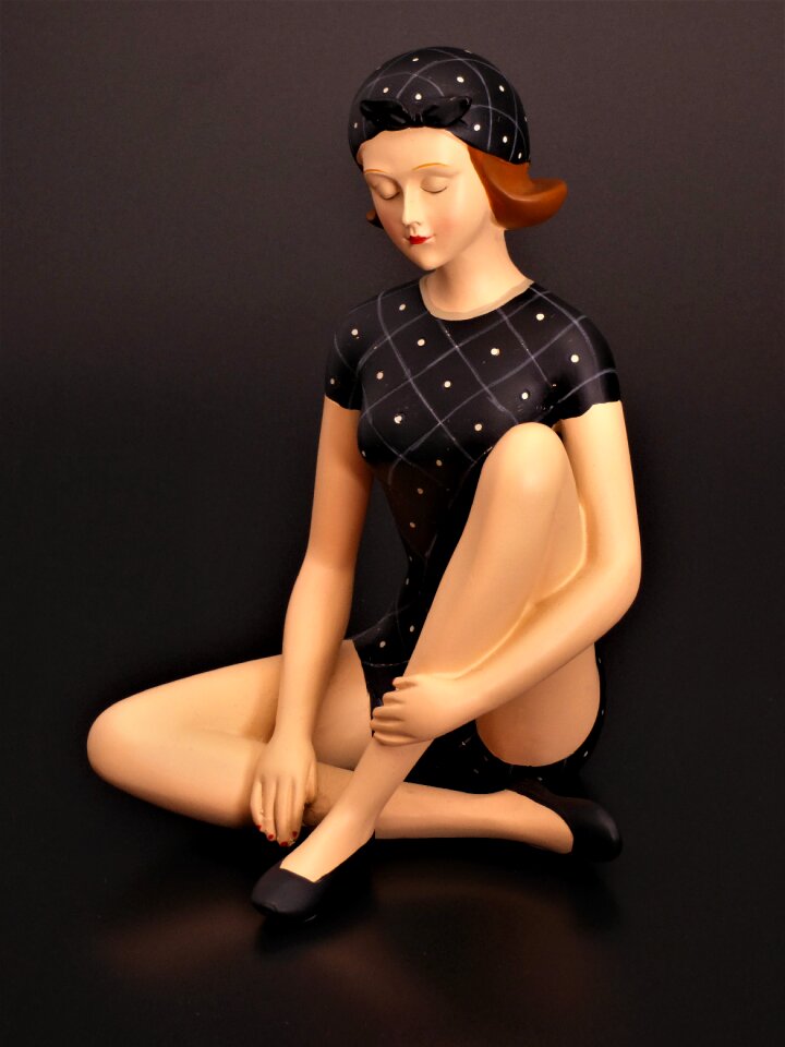 Bathing girl doll vacations