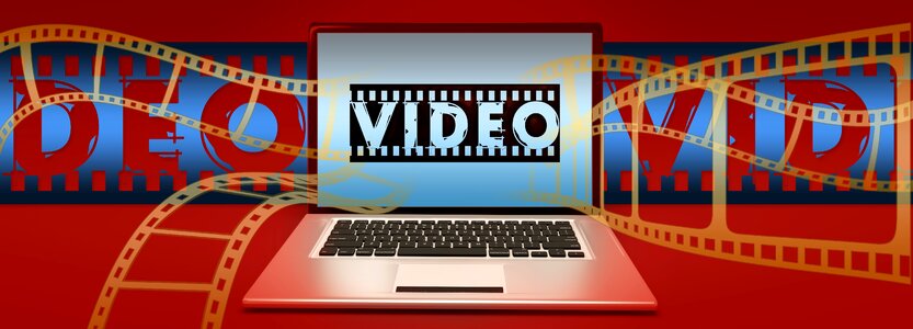 Laptop online multi media