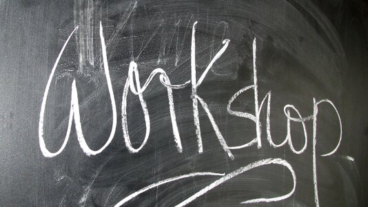 Write teamwork cooperation