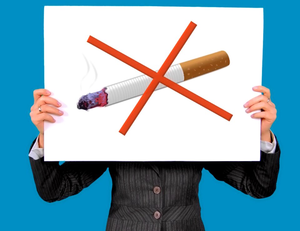Billboard smoking prohibited