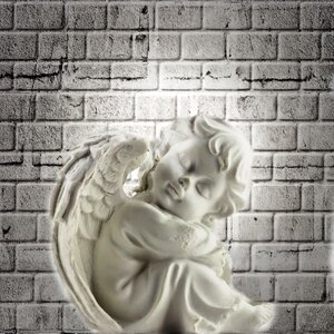 Figure child angel face