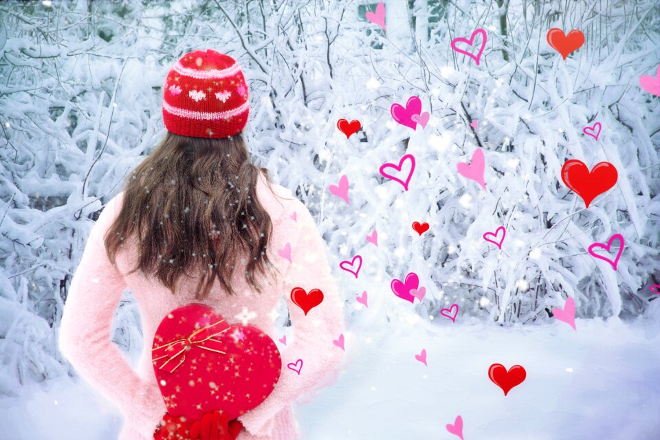 Pretty girl love red
