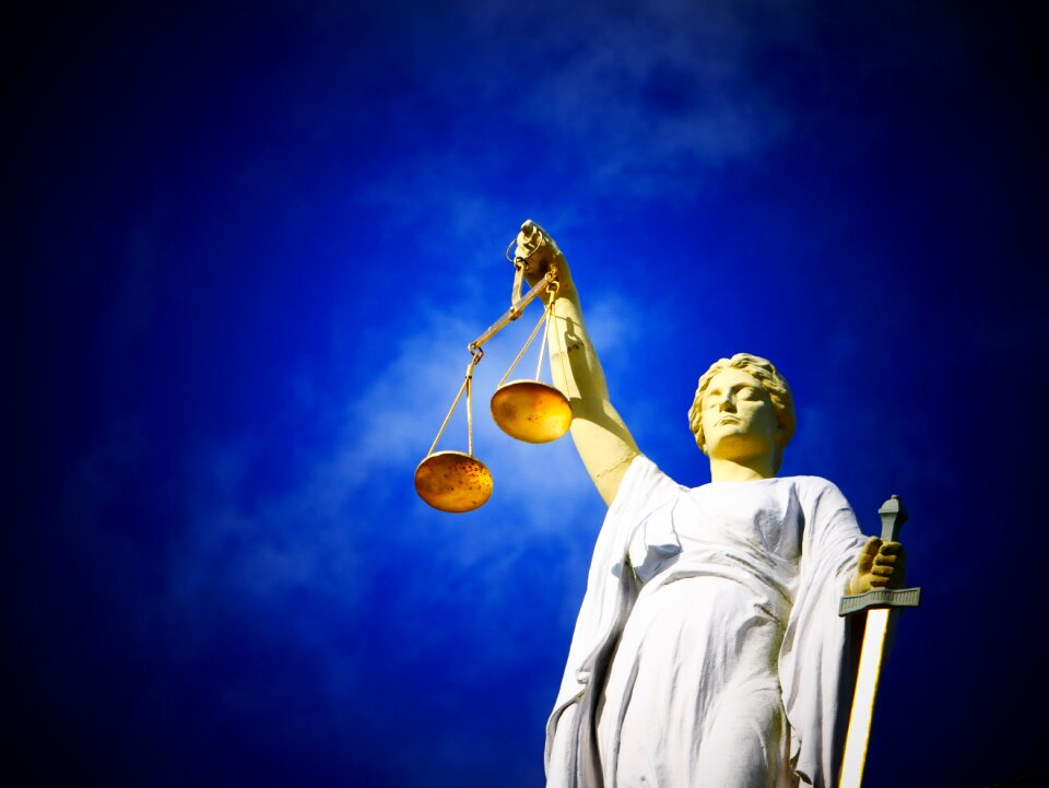 Court lady justice scale