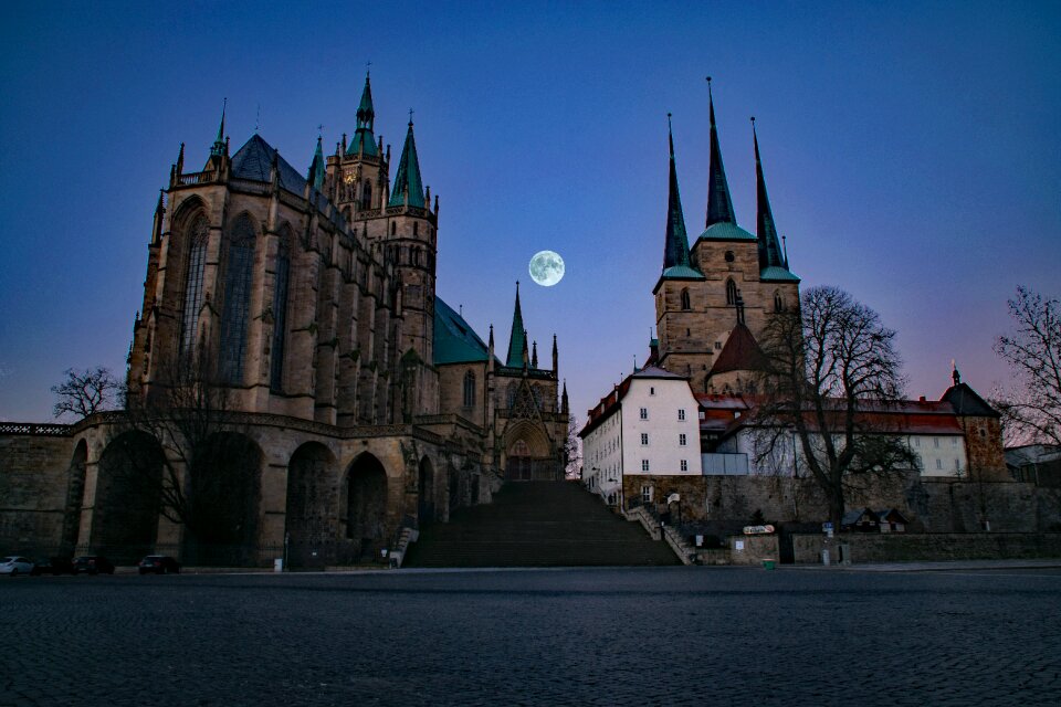 Dom church night
