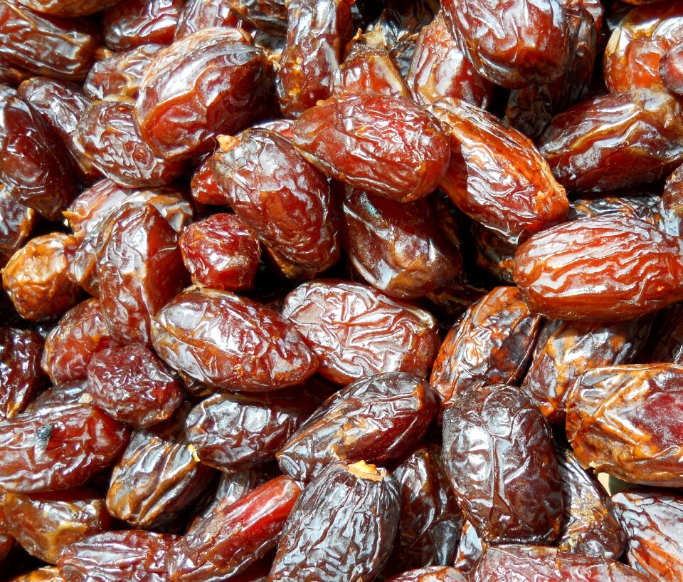 Dry food dessert