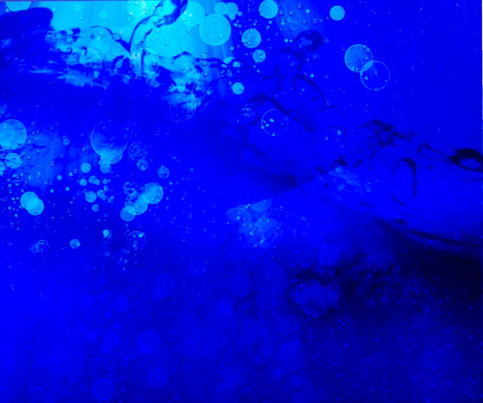 Oxygen immersion blue