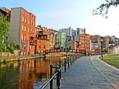 Houses urban bridge photo