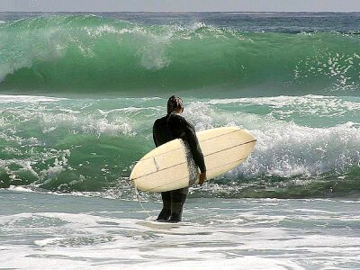 Ocean surfing waves