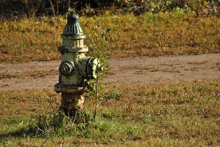 Extinguish water source abandoned photo