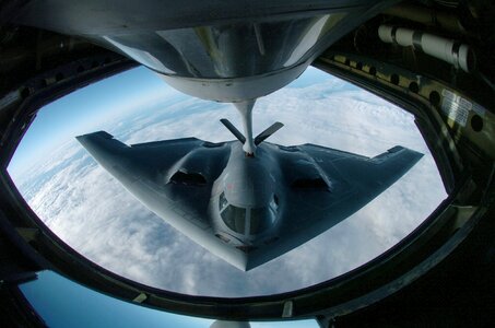 Inflight jet b-2 photo