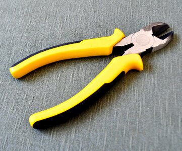 Pliers universal photo