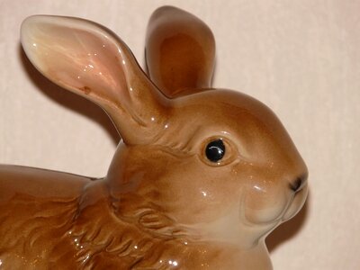 Porcelain animal easter