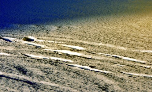 Cold light shadow