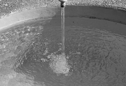 Fountain water flow