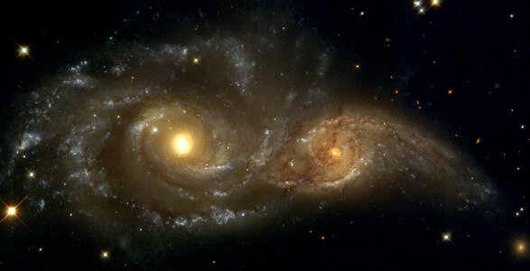 Near colliding NGC 2207 and IC 2163 photo