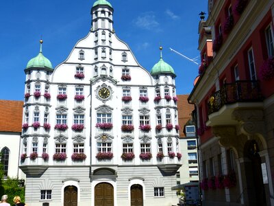 Facade historically building photo