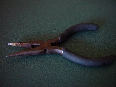 Needle pliers photo