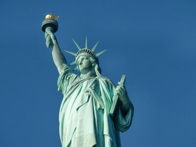 Manhattan liberty statue photo