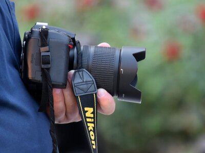 Photographer snapshot aperture