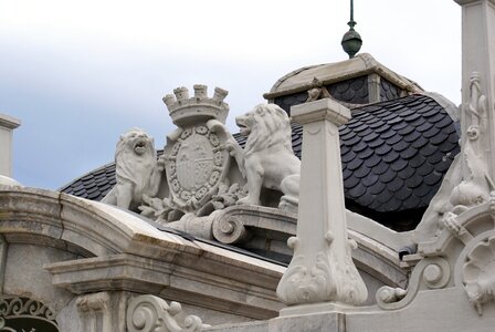 United shield architecture san sebastian