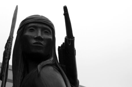 Statue chief native