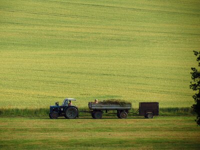 Tractor vehicle field photo