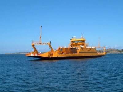 Car ferry 