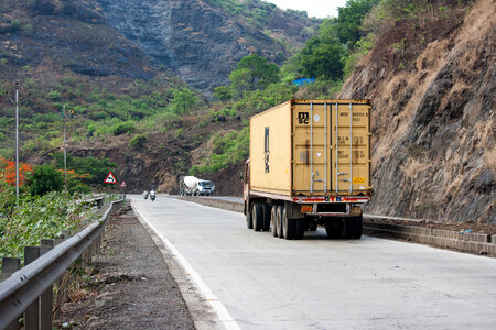 Road Trucks photo