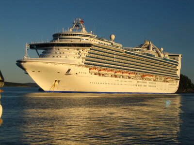 Caribbean Princess Cruise Ship photo