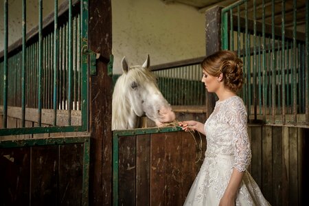 Farm barn bride photo