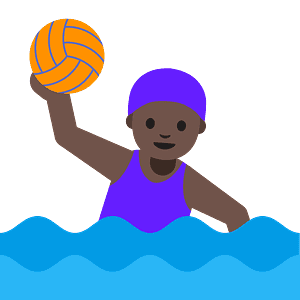 Woman playing water polo
