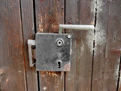 Handmade keyhole metal photo