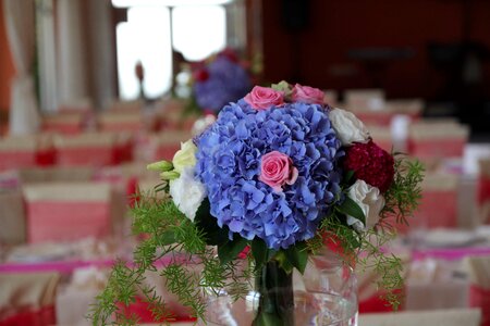 Bouquet ceremony dining area photo