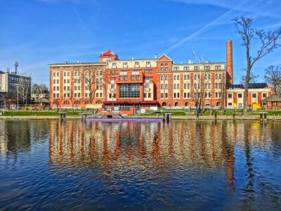 Waterfront lake water