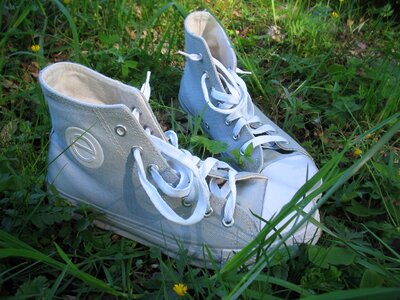 Grass green shoelace