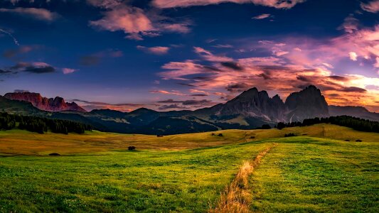 Beautiful Photo countryside dawn photo