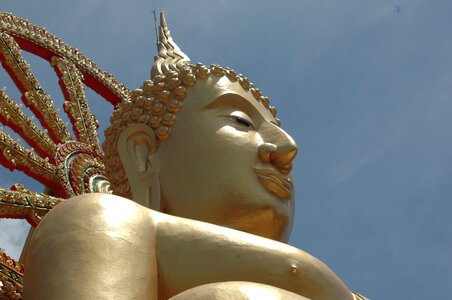 Statue temple thailand photo