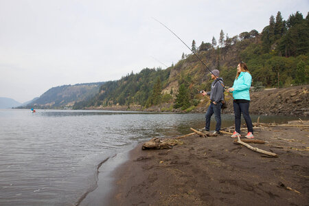 Anglers on the shore-1
