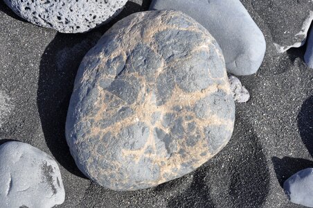 Sand sea pebble photo