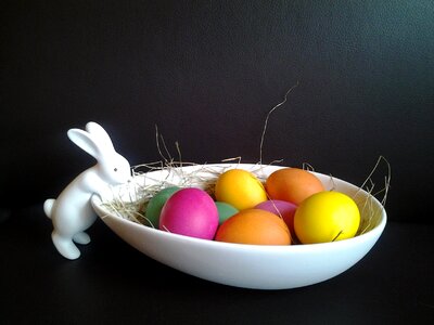 Color easter eggs colorful