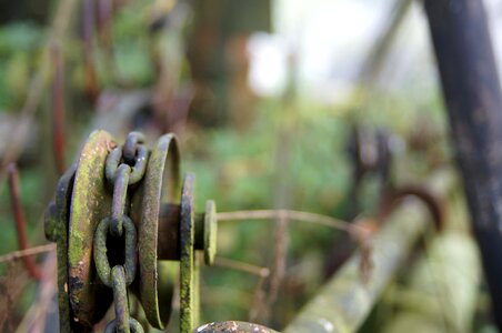 Chain machine rust photo