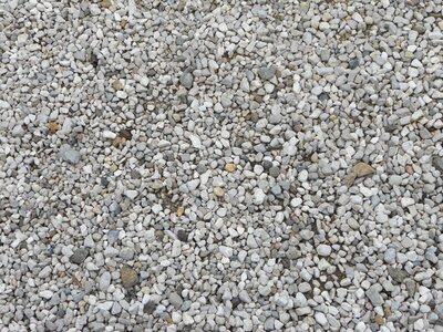 Gravel bed steinchen stones photo