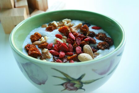 Oatmeal breakfast inca berries