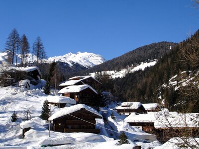 Village alpine val d'ultimo photo