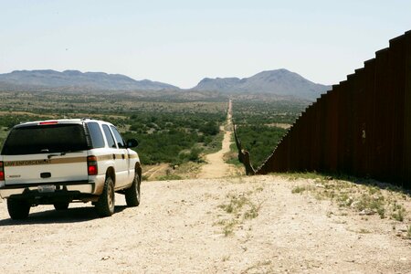 Border border patrol car