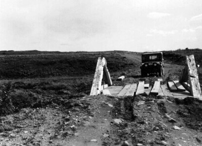 Bridge image truck