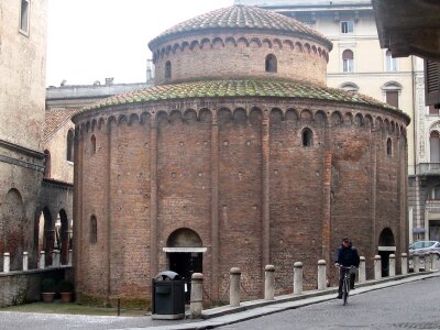 The Rotonda of San Lorenzo in Mantua